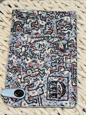 RARE Coach x Keith Haring art collab clutch handbag with turnlock NEW